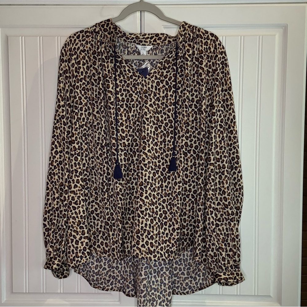 Crown & Ivy Leopard Print Blouse – NWT – Size Large (Fits XL/2X)